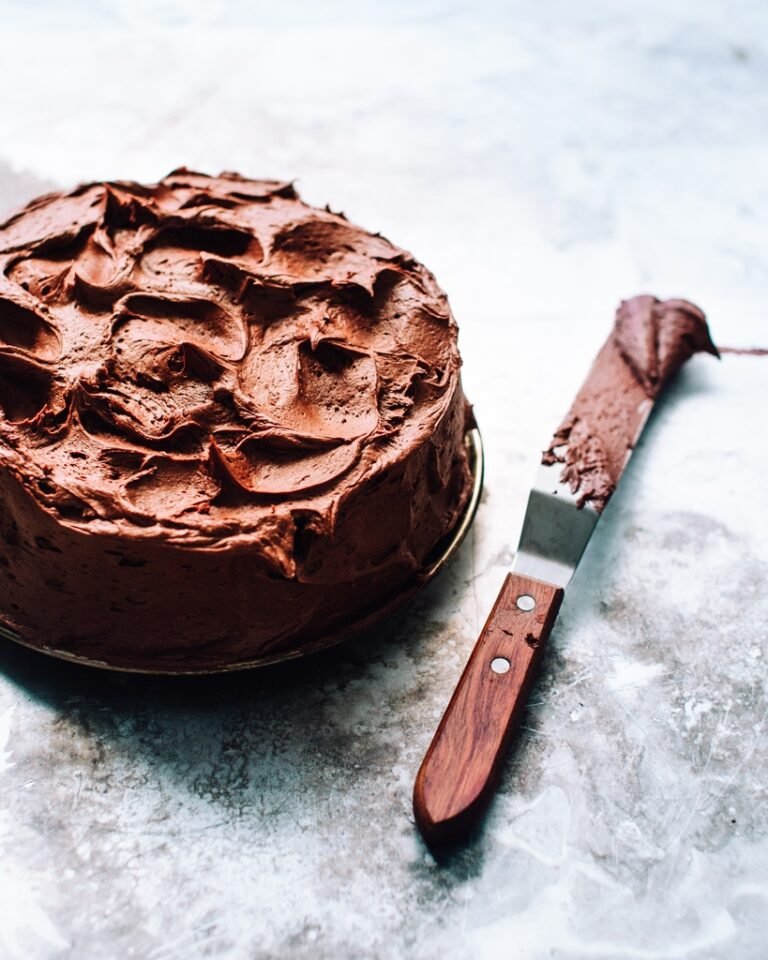 Chocolate cake with spatula