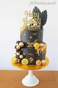 Gold and Black Cake Gold and Black Cake