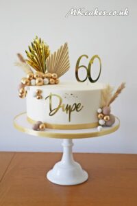 Pretty Gold Cake Pretty Gold Cake